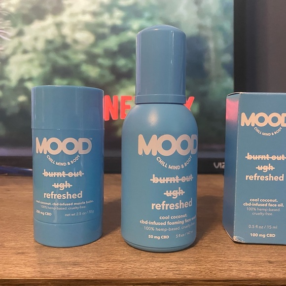 Makeup bundle - Picture 2 of 7